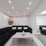 Cannes 3 Bedrooms Apartment - 14Hv