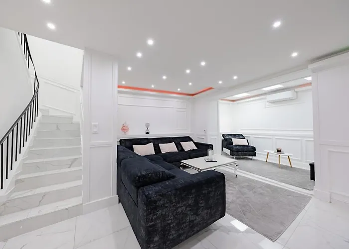 Cannes 3 Bedrooms Apartment - 14Hv
